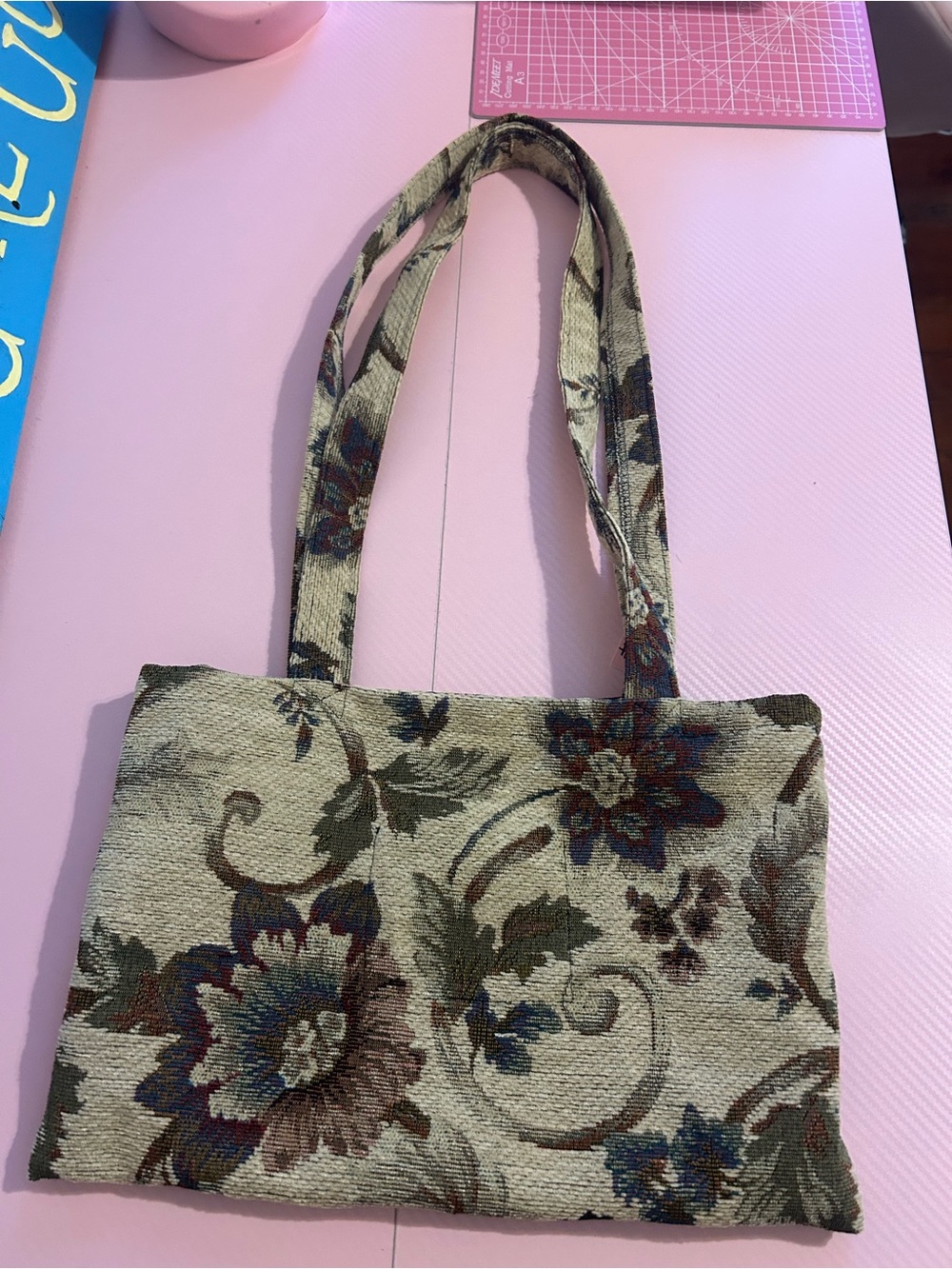 Floral Tapestry Shoulder Bag in Beige and Multicolor